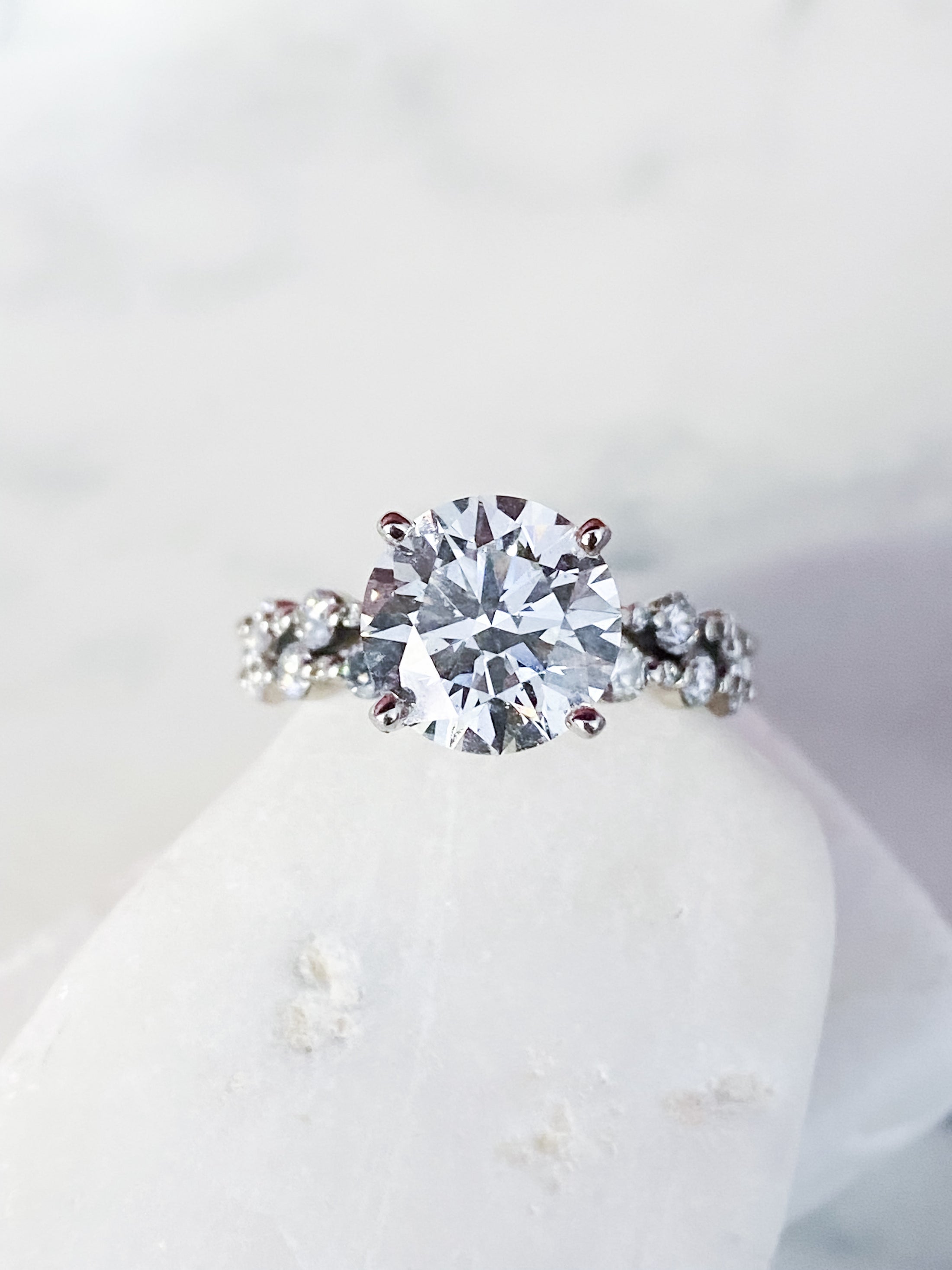 Round Diamond Bridal Engagement Ring